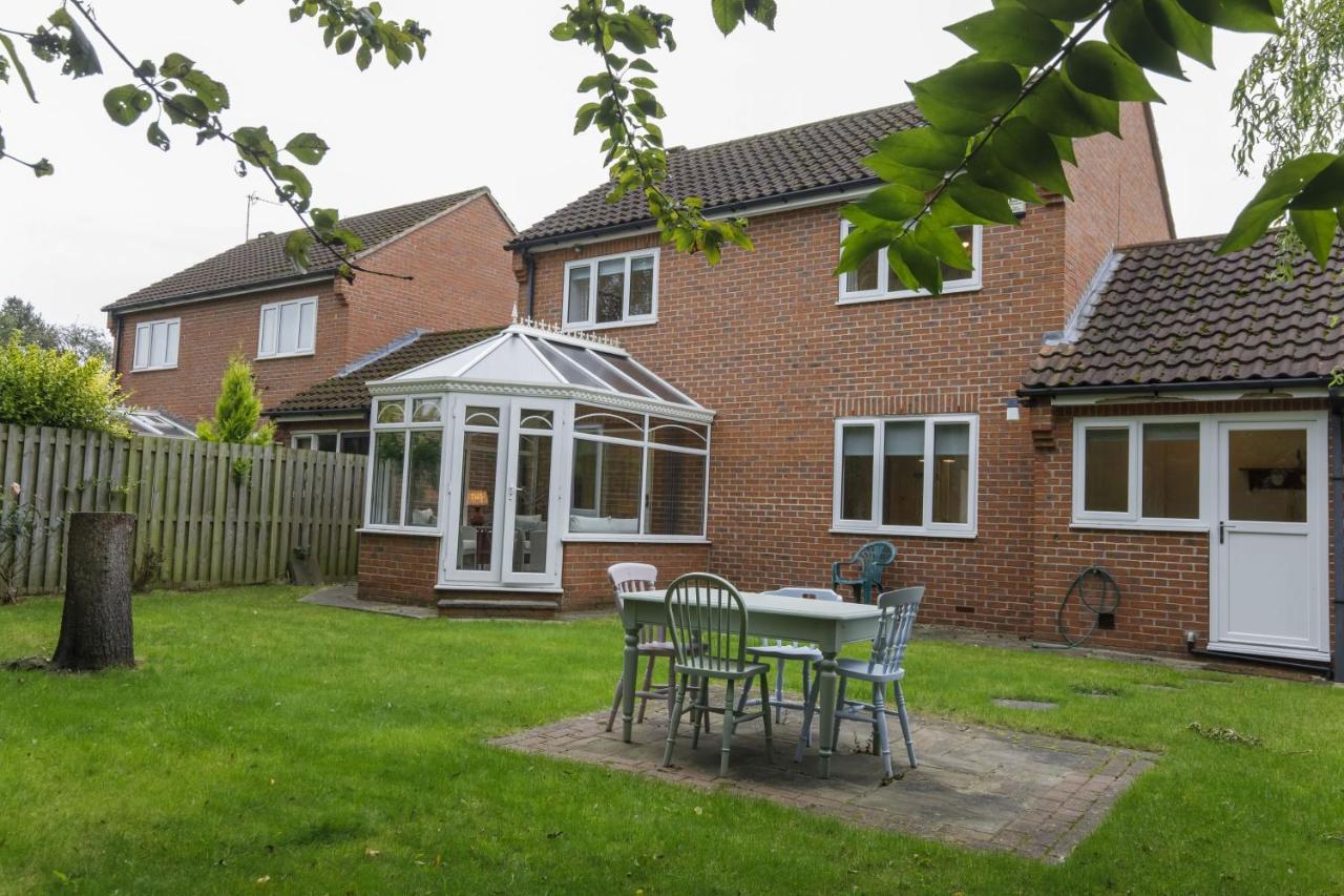 The Willows With Free Parking For 2 Cars York Exteriér fotografie