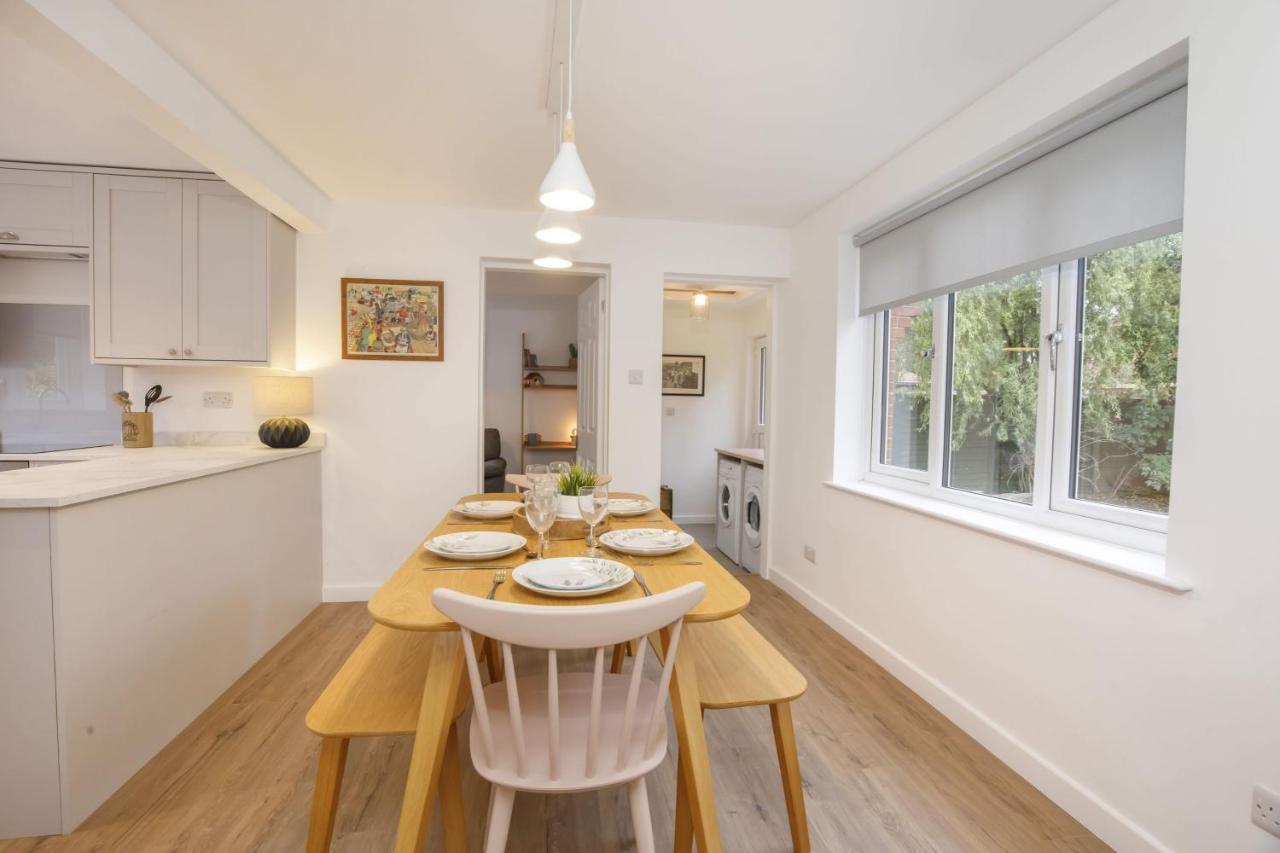 The Willows With Free Parking For 2 Cars York Exteriér fotografie