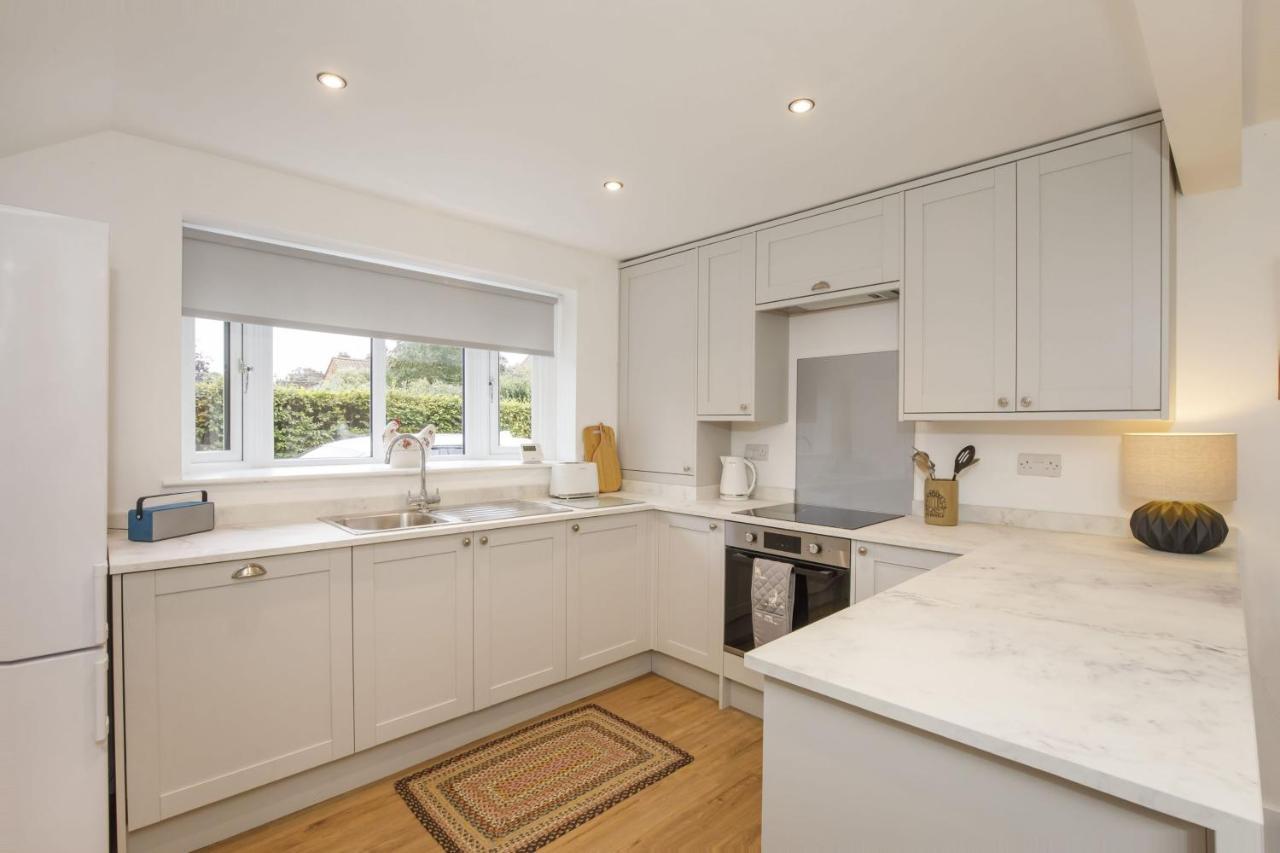 The Willows With Free Parking For 2 Cars York Exteriér fotografie